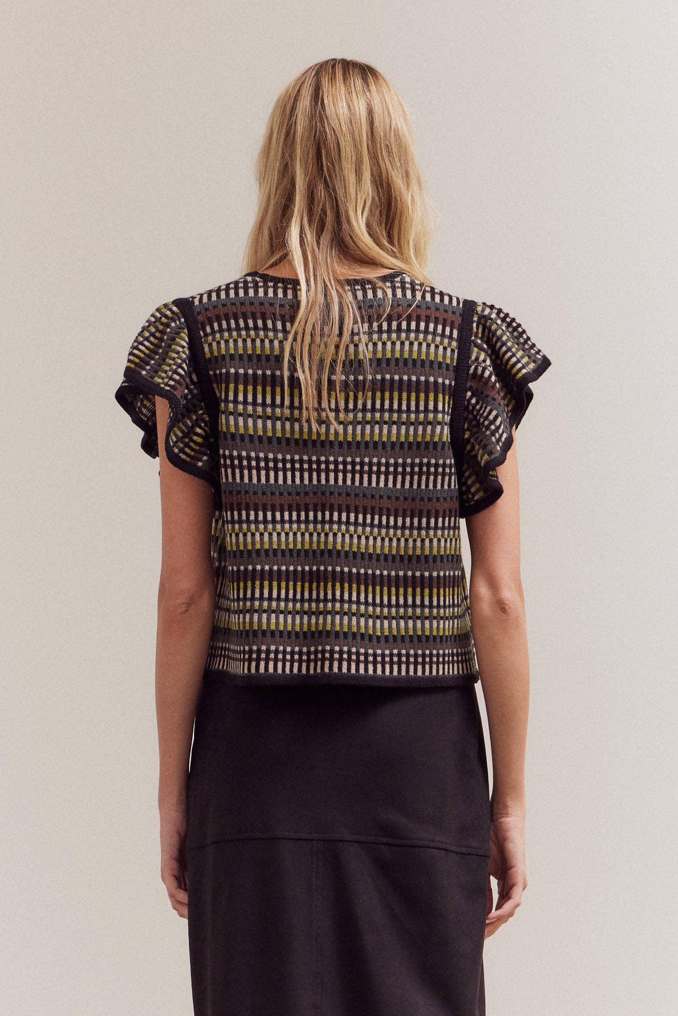 41999 - MULTI COLOR SWEATER TOP