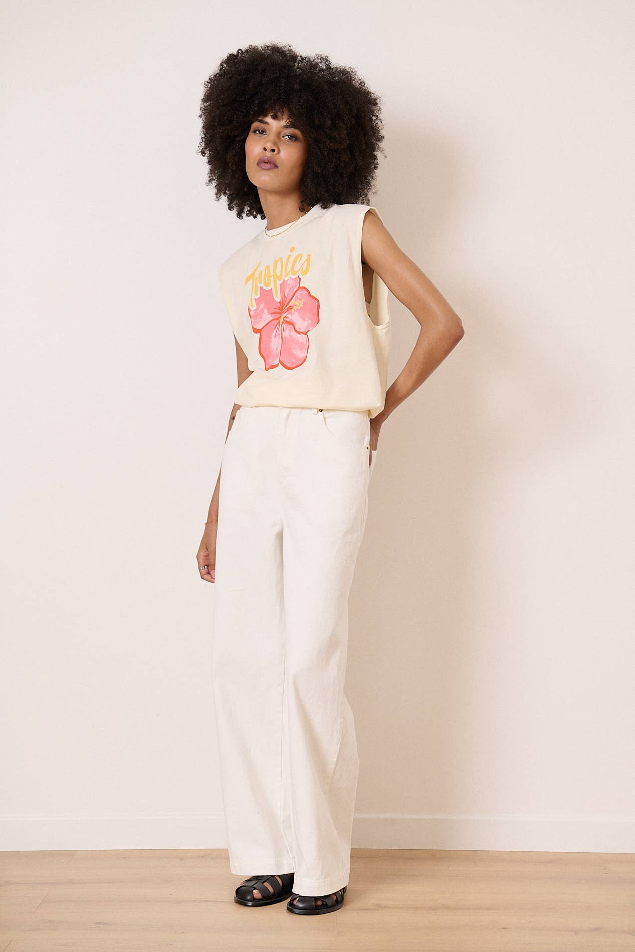 Garance High-waisted Summer Jeans (Cream)