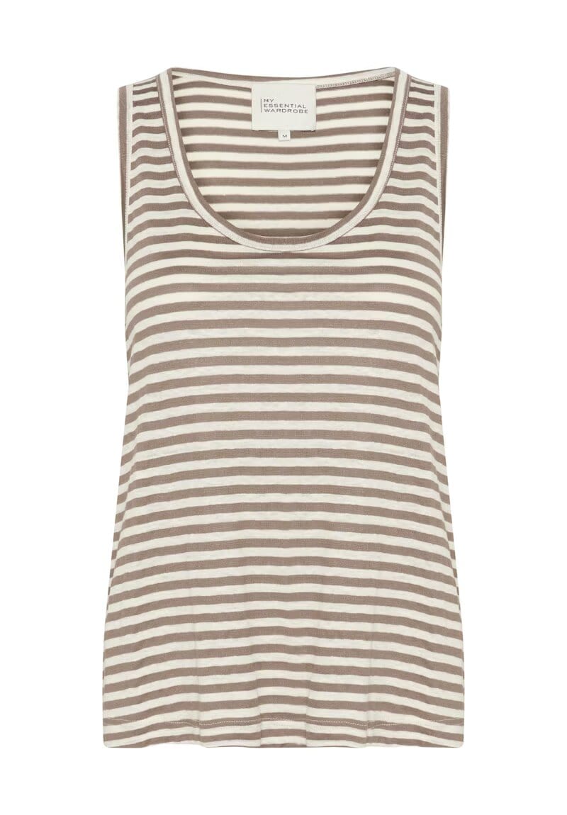 My Essential Wardrobe LisaMW Linen Top