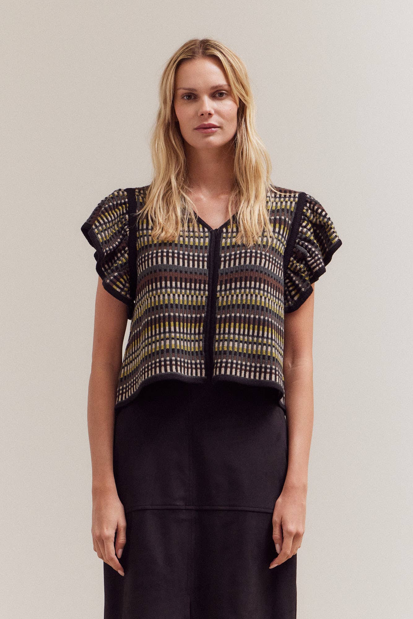 41999 - MULTI COLOR SWEATER TOP