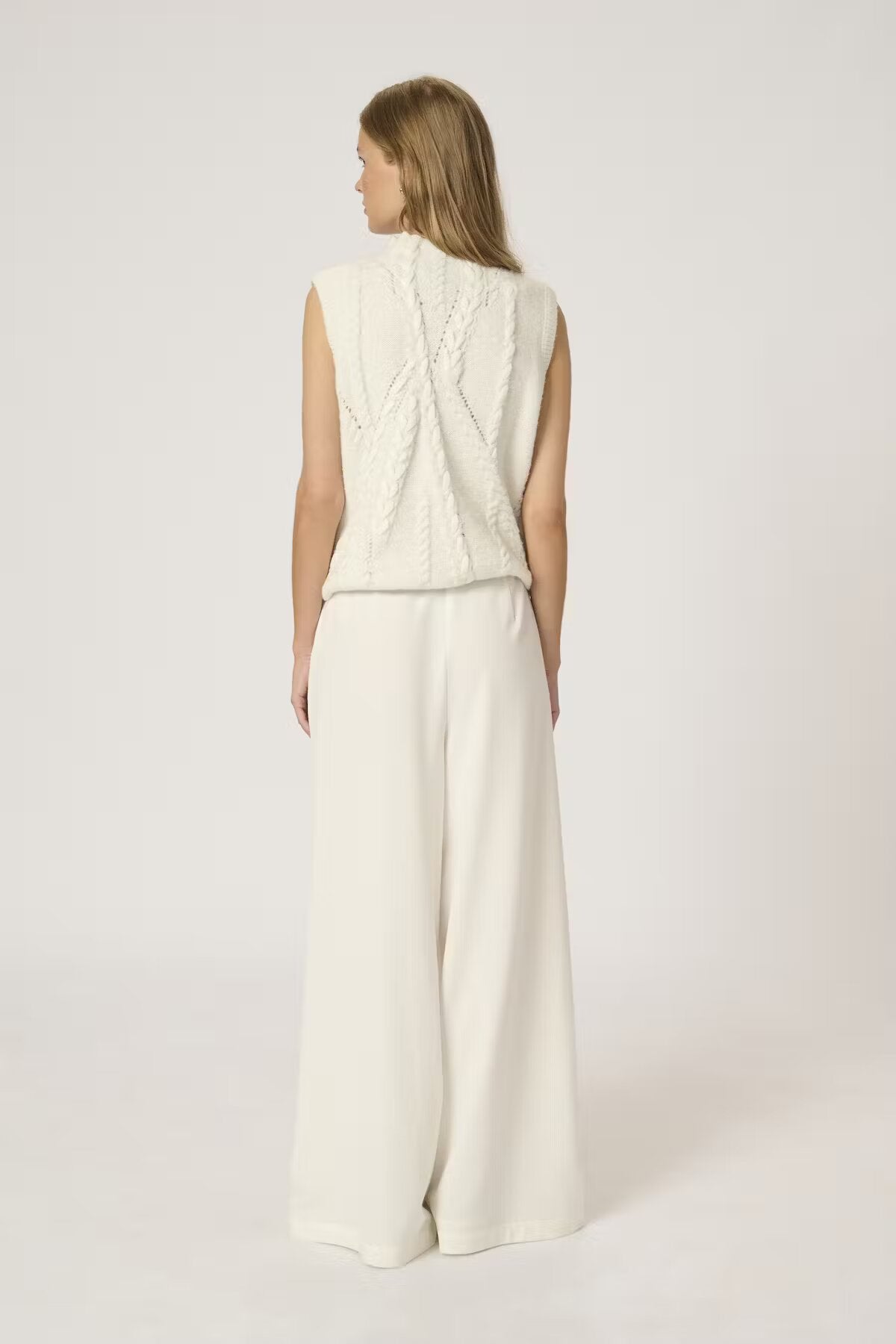 My Essential Wardrobe Sleeveless Sola Knit