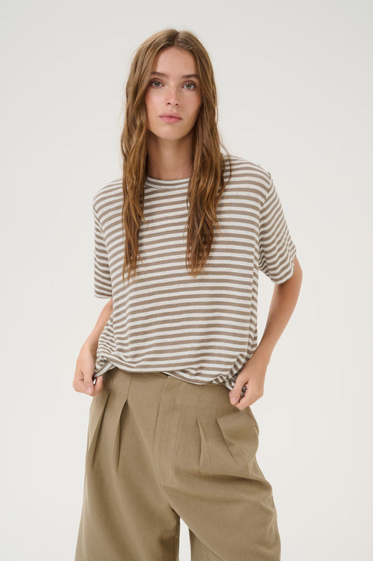 My Essential Wardrobe LisaMW Linen Top