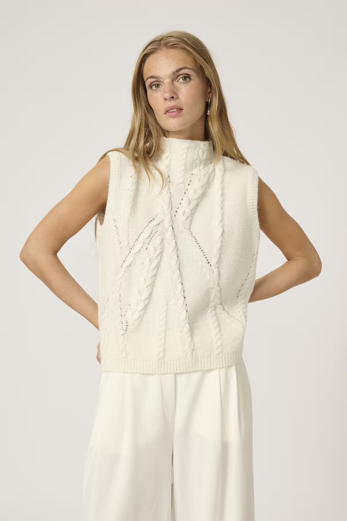 My Essential Wardrobe Sleeveless Sola Knit